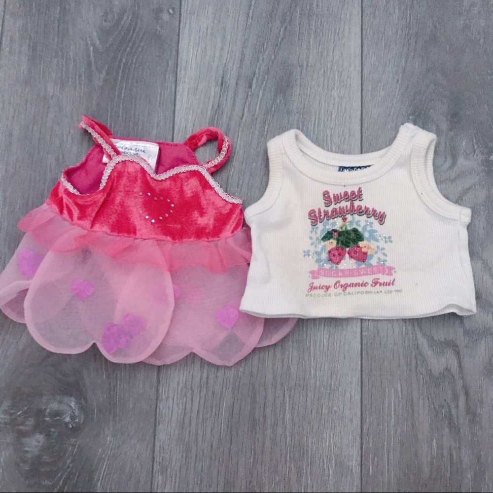 Assorted Build-A-Bear Clothes - Picture 3 of 5